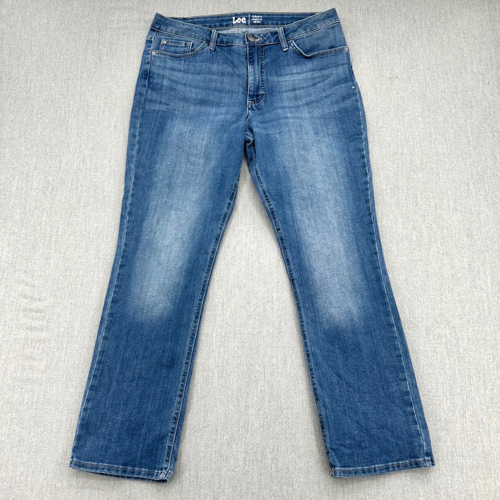 Lee Jeans Women 12M Blue Regular Fit Straight Leg Mid Rise Stretch Denim